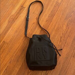 DKNY Elegant Black Crossbody drawstring pouch